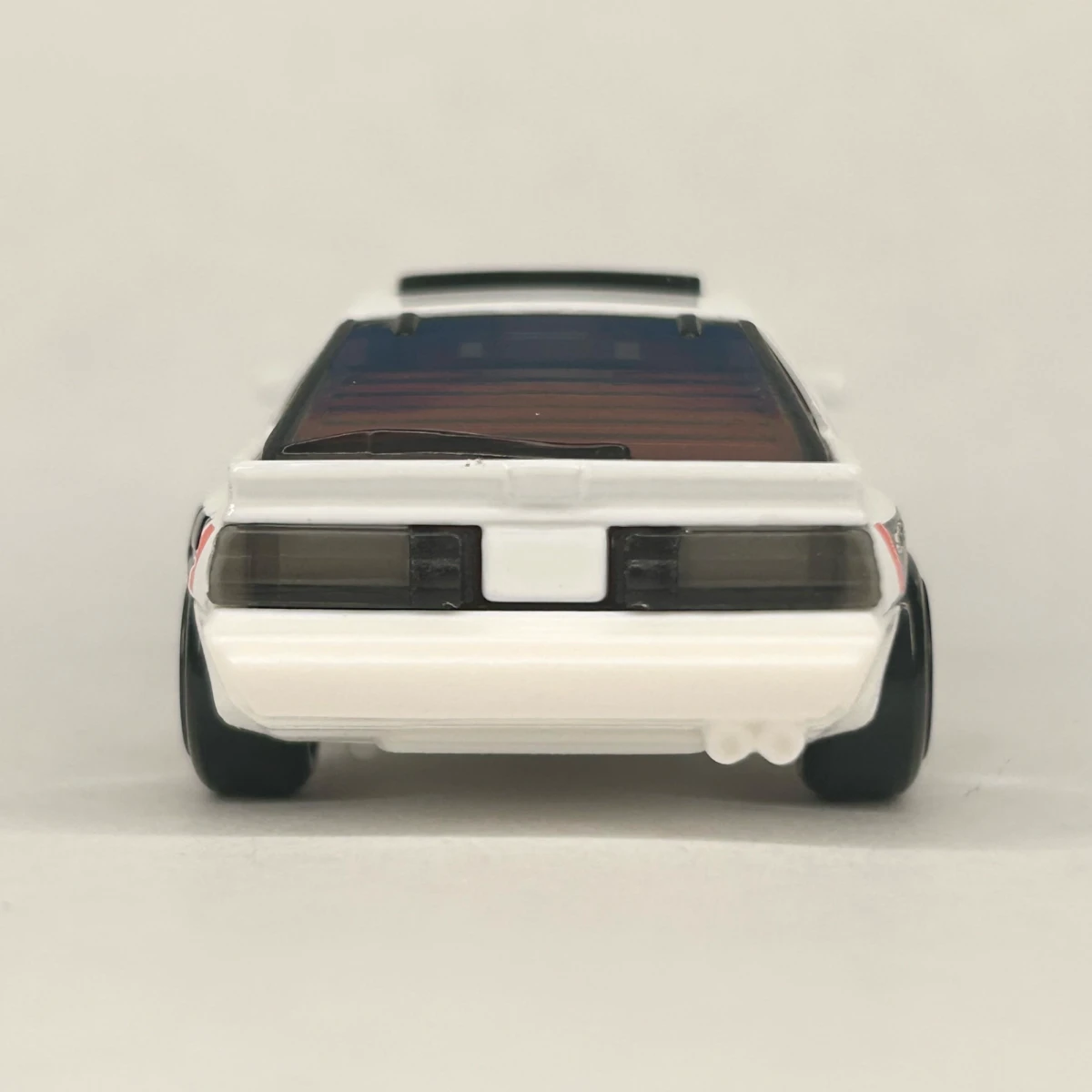 2026 88 Mitsubishi Starion White: No Package: Image 5