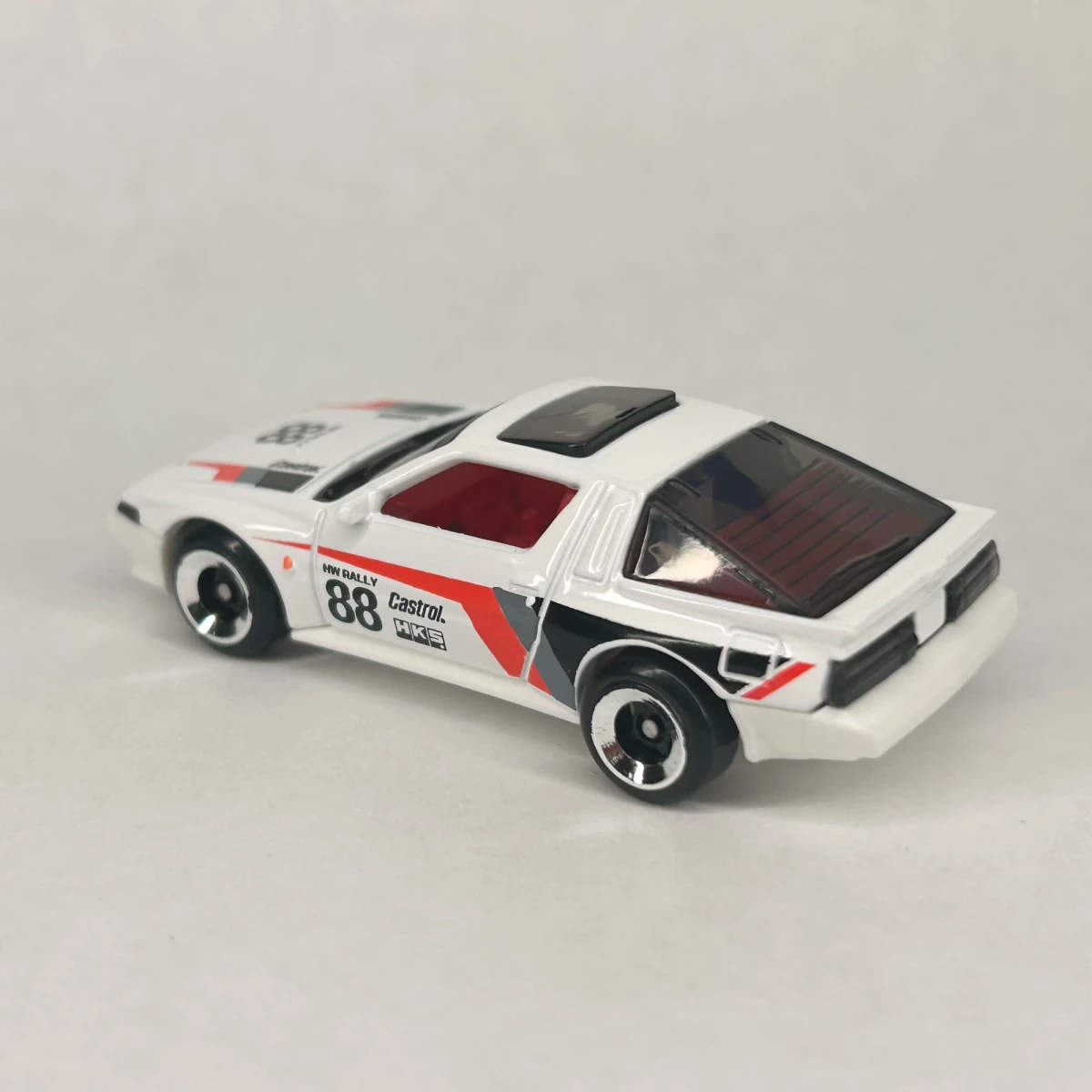 2026 88 Mitsubishi Starion White: No Package: Image 4