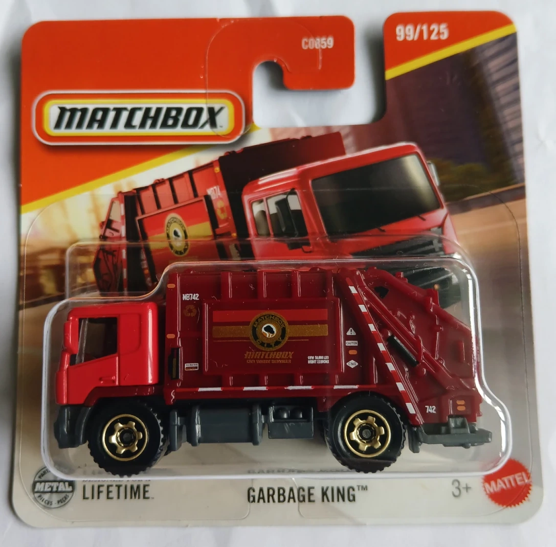 2025 Garbage King Red: Short Card: Image 3