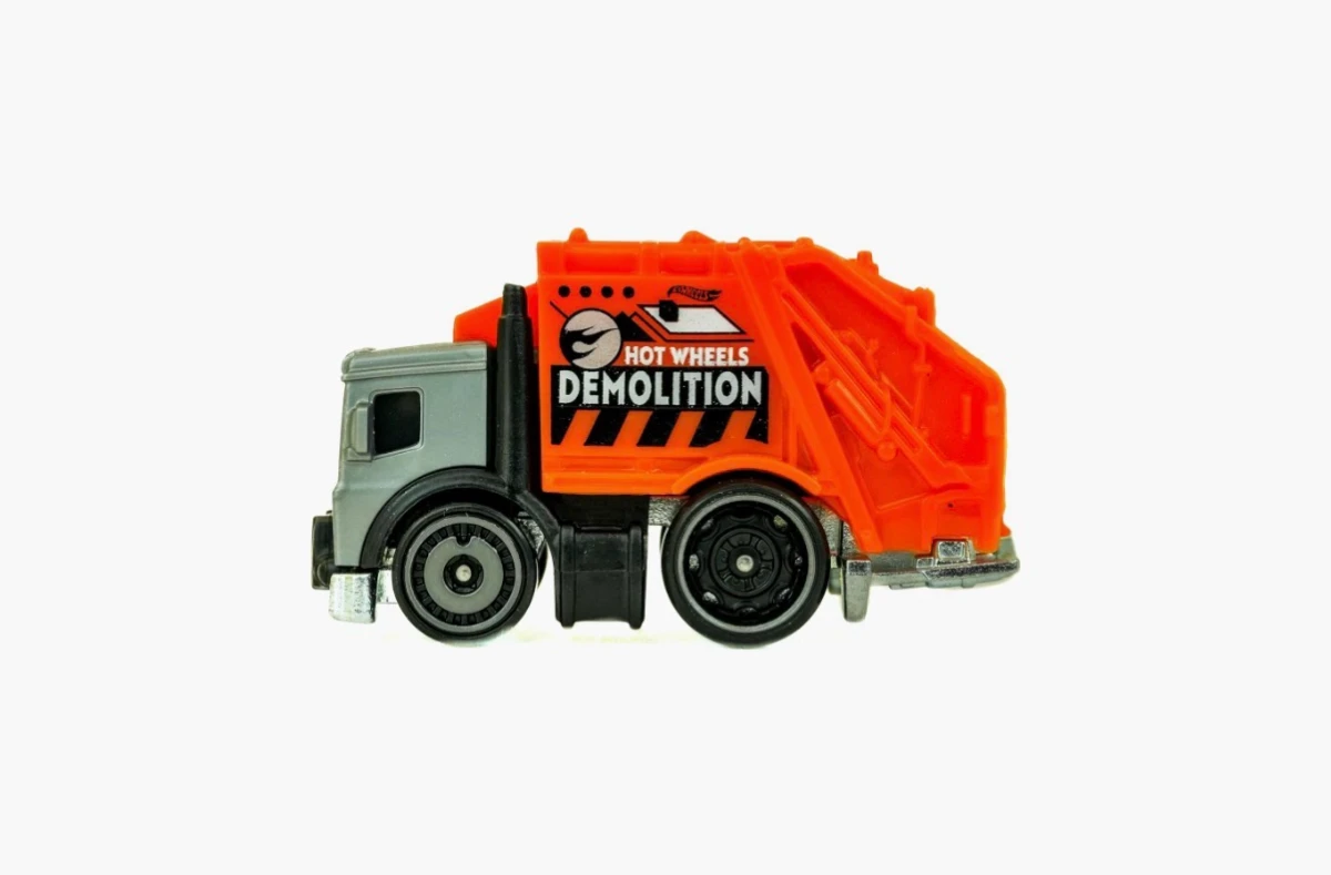 2026 Total Disposal Orange: No Package: Image 5
