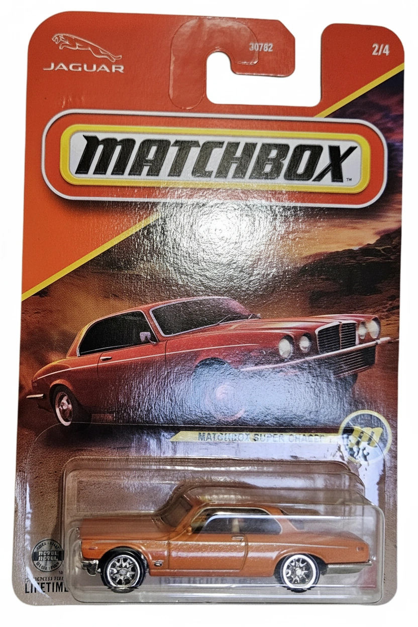 2026 1977 Jaguar XJ6C Red: Long Card: Image 3