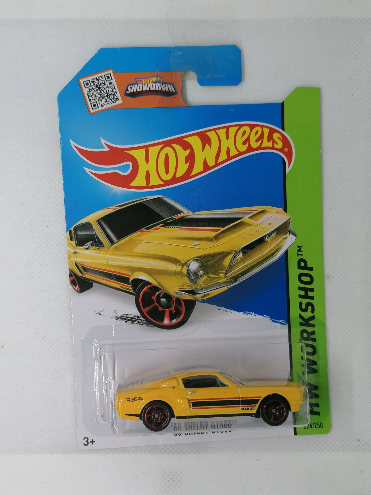 2015 68 Shelby GT500 Yellow: Long (INT): Image 2