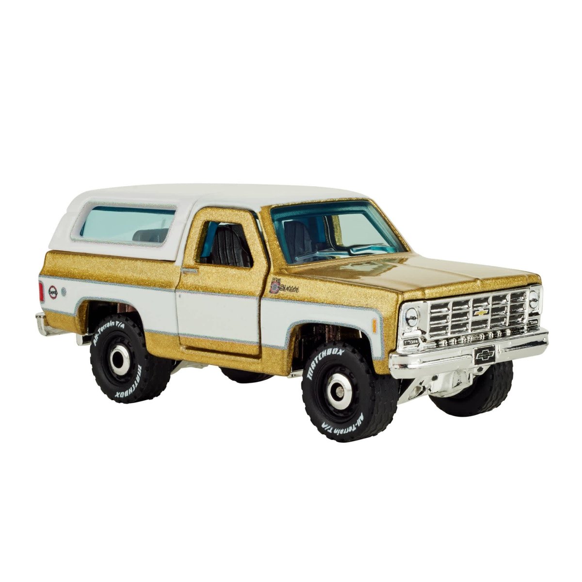 2024 1979 Chevy Blazer Beige: Image 2
