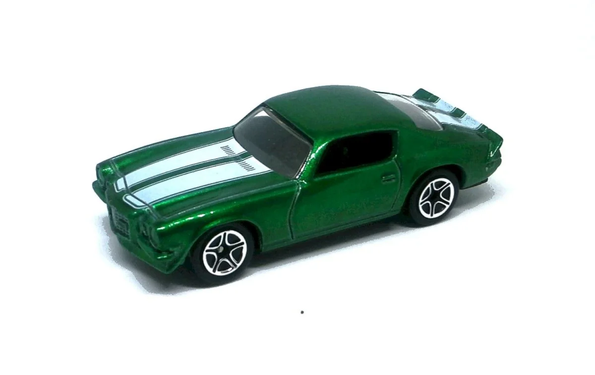 1998 71 Camaro Z-28 Green: Image 2