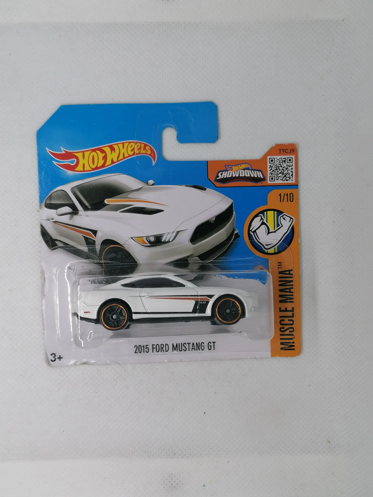 2016 2015 Ford Mustang GT White: Short: Image 2