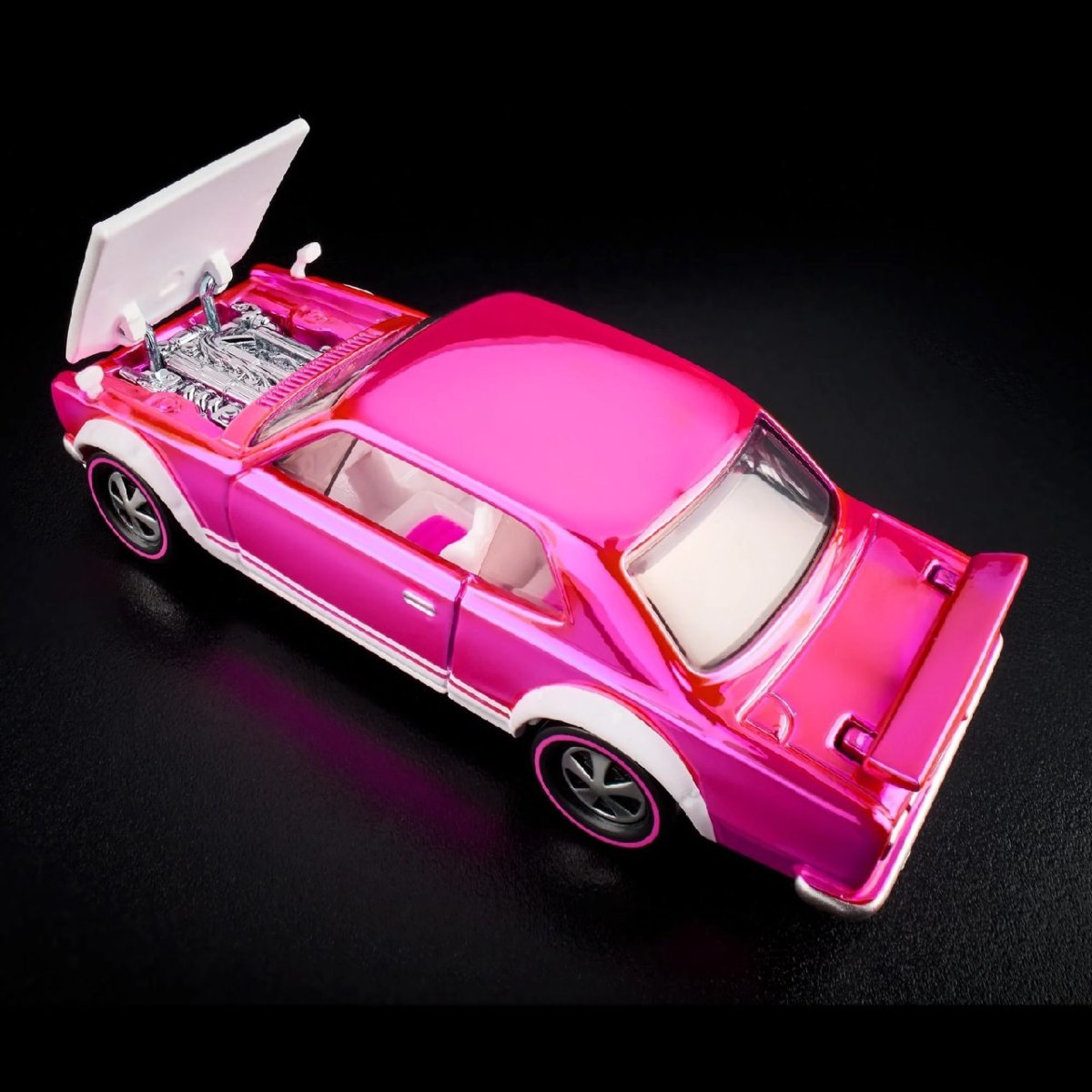 2026 1972 Skyline H/T 2000GT-R Pink: Image 10
