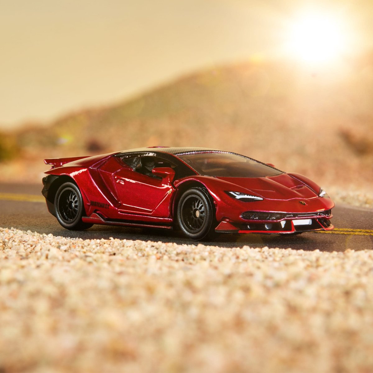 2023 Lamborghini Centenario Red: Image 3