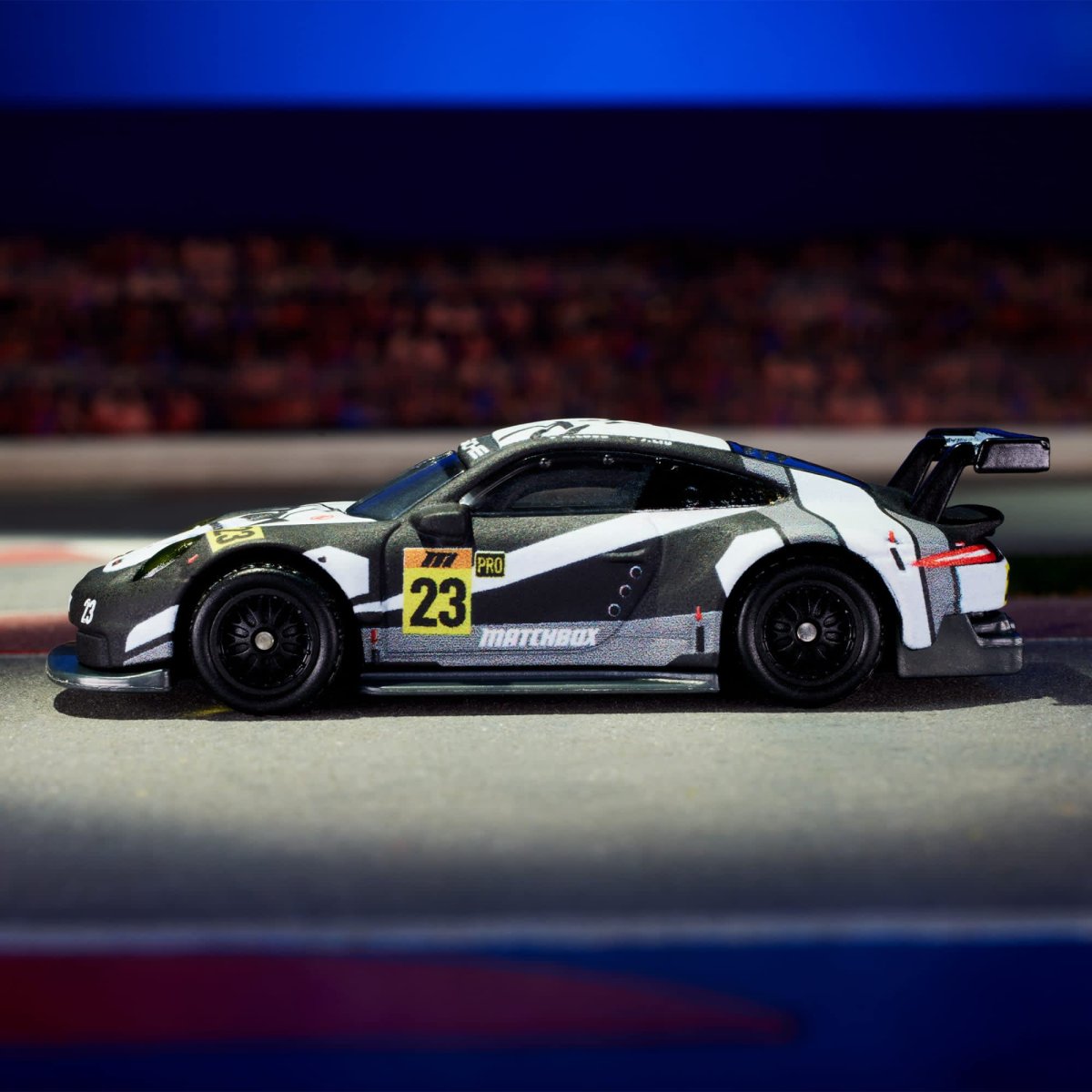2023 Porsche 911 RSR White: Image 4