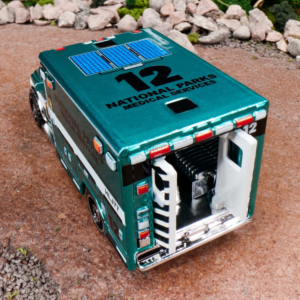 2023 2019 RAM Ambulance Green: Image 9