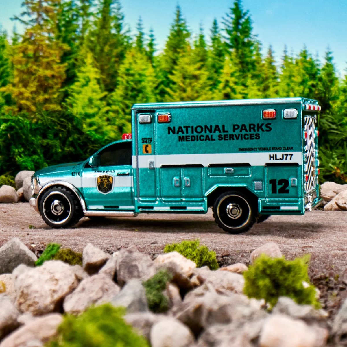 2023 2019 RAM Ambulance Green: Image 3