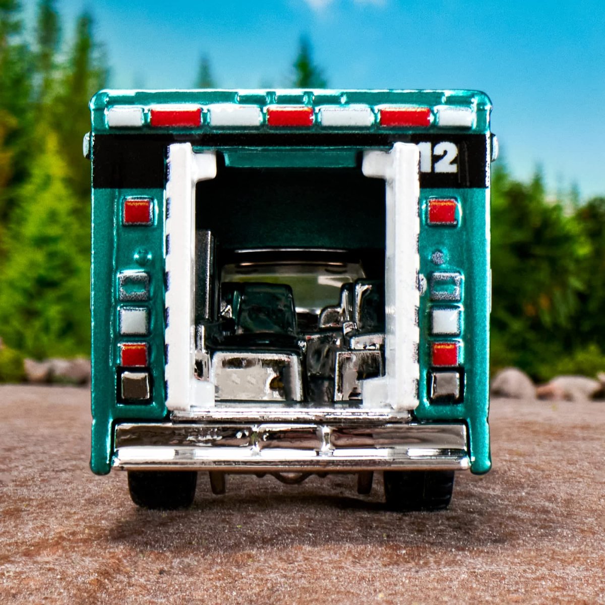 2023 2019 RAM Ambulance Green: Image 7