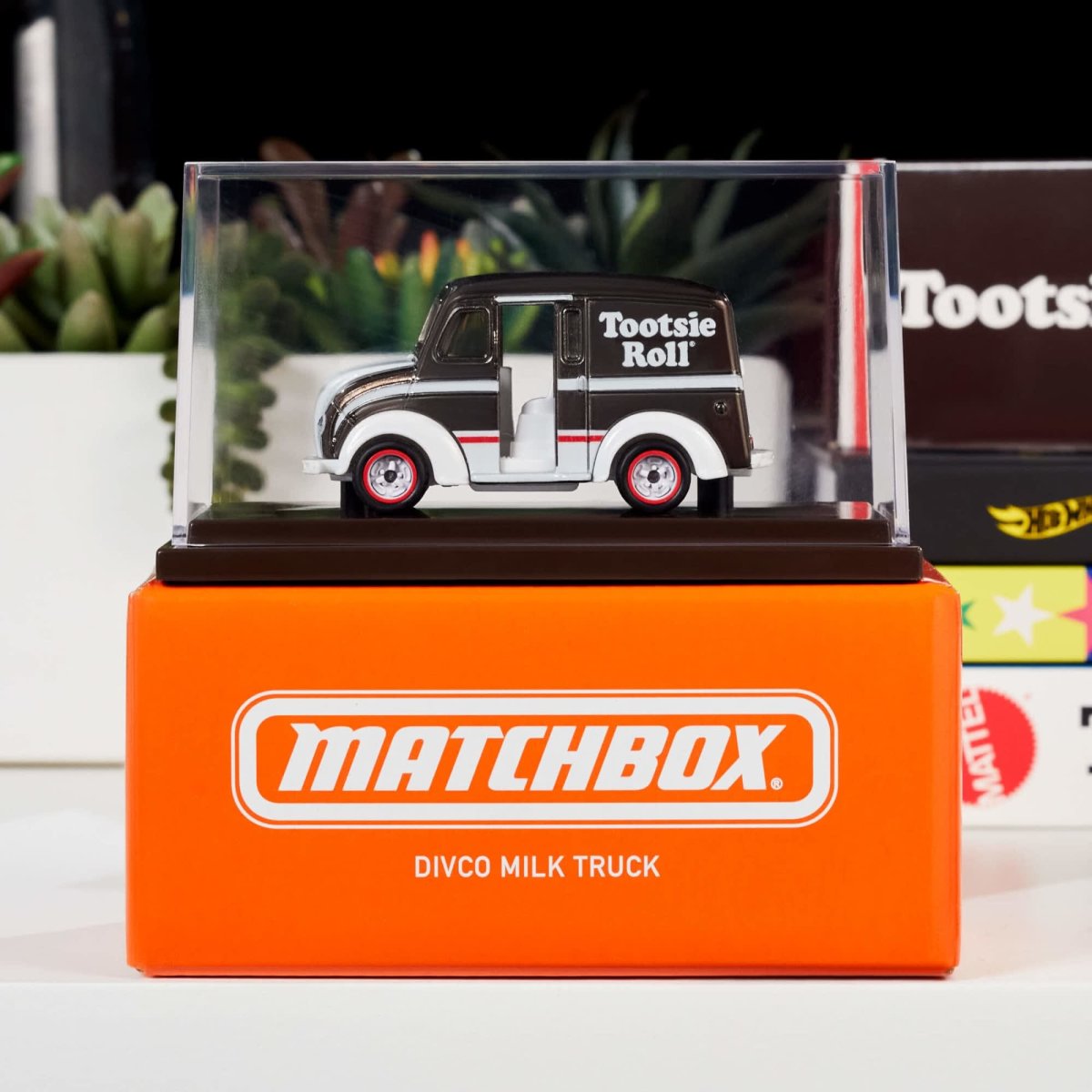 Hot Wheels Divco Milk Truck