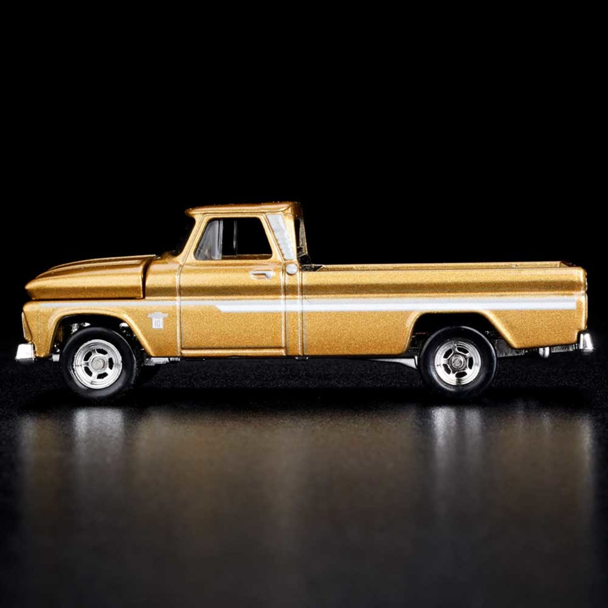 2021 1964 Chevy C10 Pickup Gold: Image 4