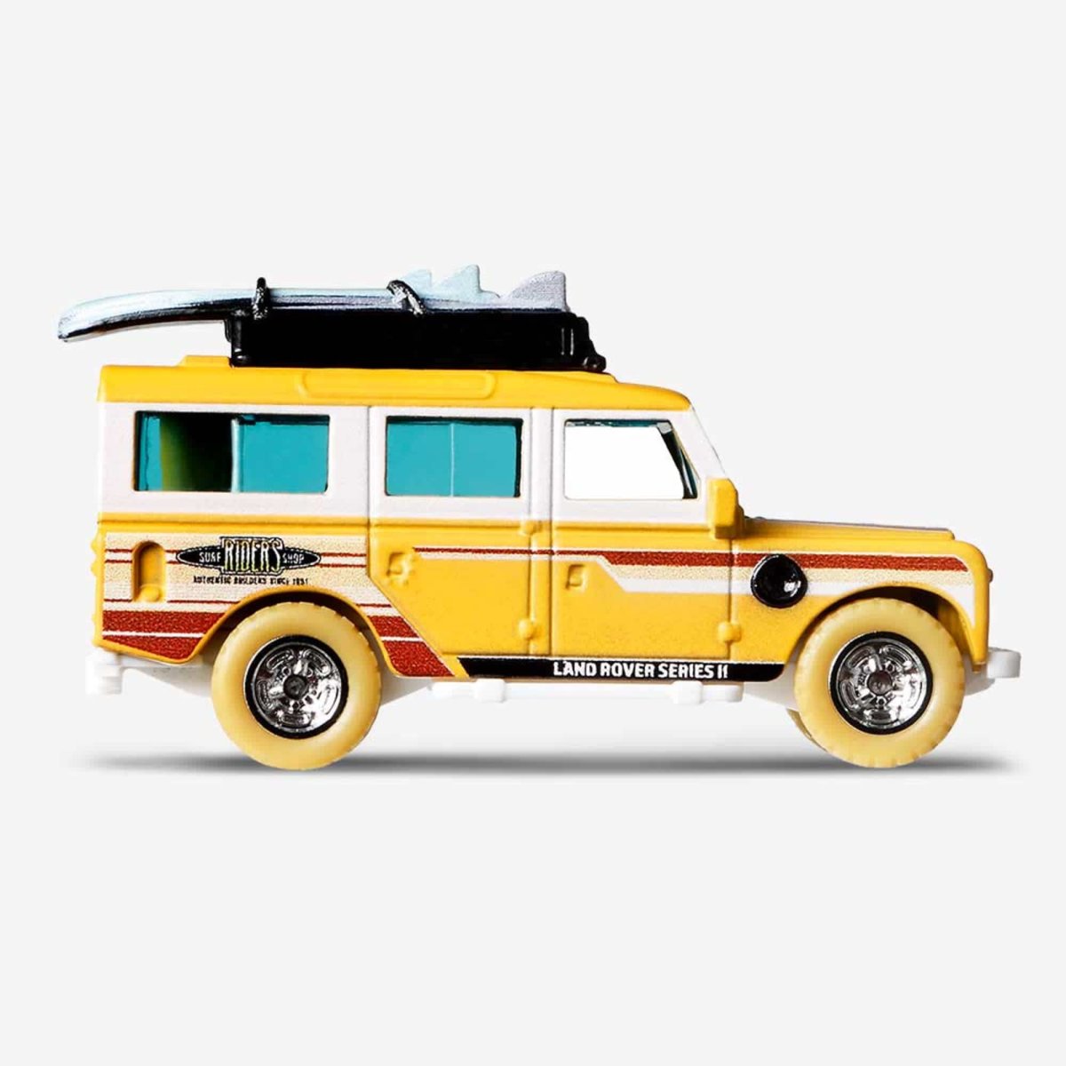 2021 1965 Land Rover Gen II Yellow: Image 4