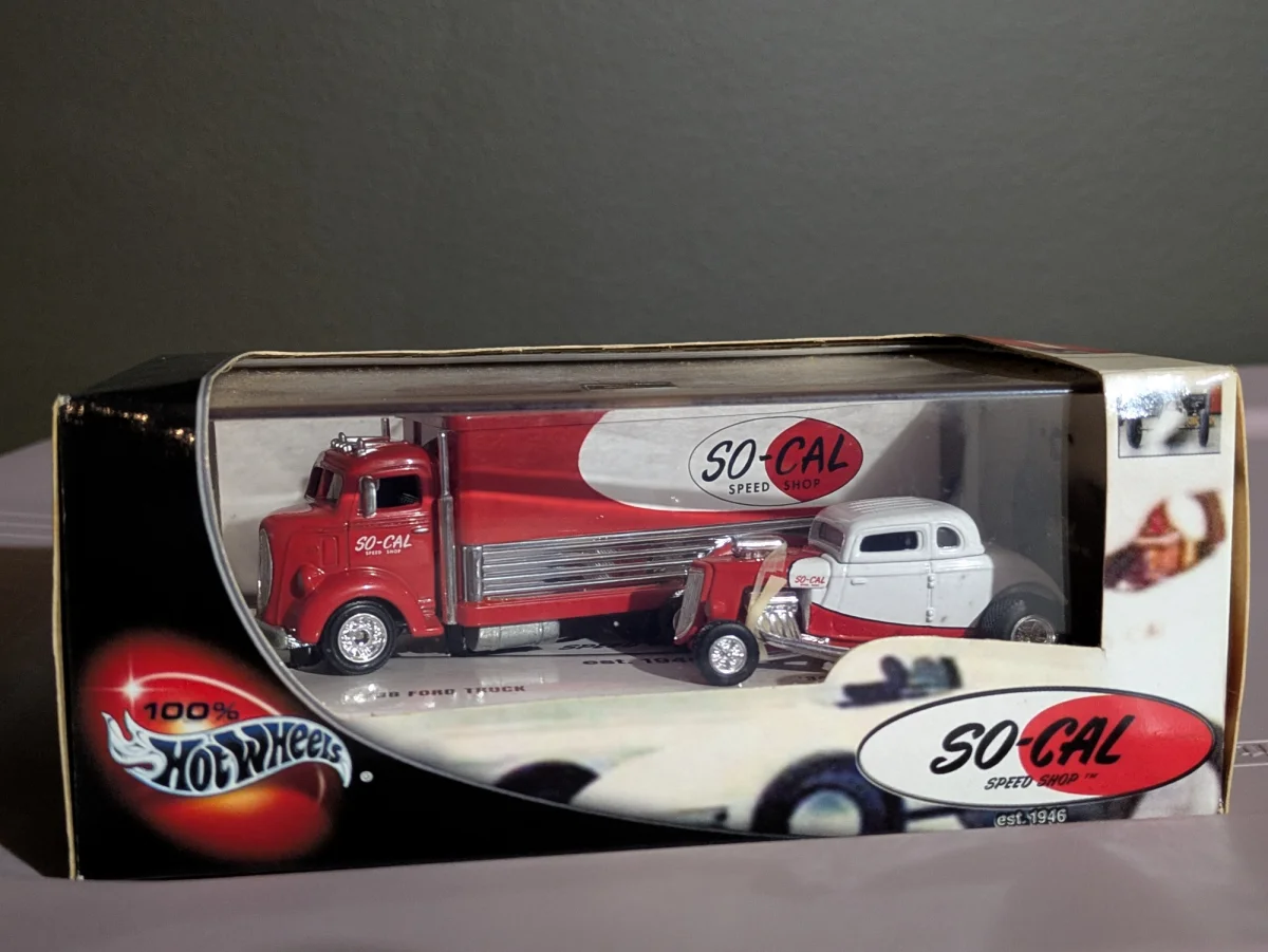 Hot Wheels So-Cal Speed Shop 2-Car Set