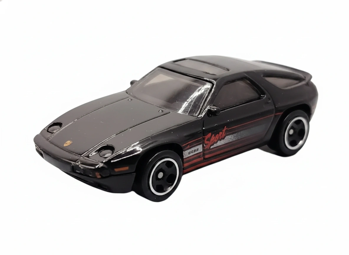 2026 1983 Porsche 928S Black: No Package: Image 2