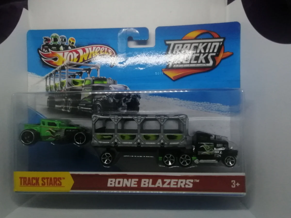 Hot Wheels Bone Blazers with Bone Shaker