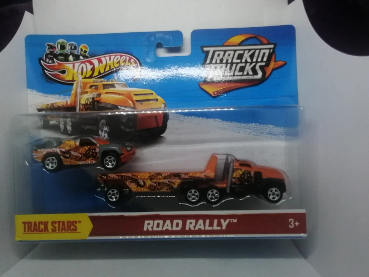 Hot Wheels Road Rally with Off Track