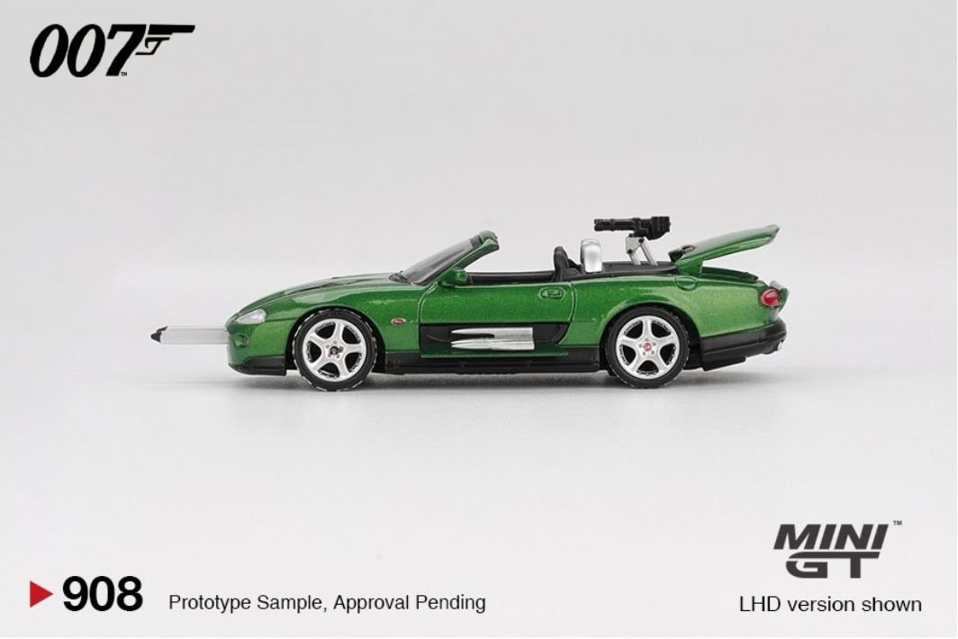 2026 Jaguar XKR "Die Another Day" Green: Image 4