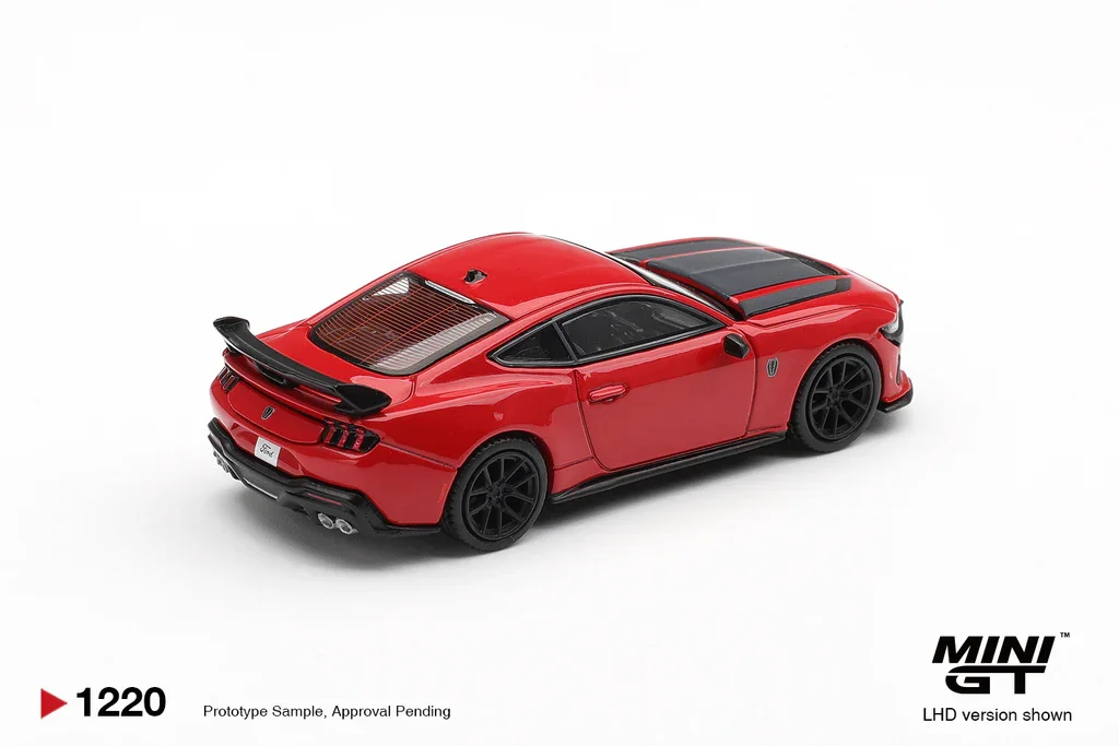 2026 Ford Mustang Dark Horse Red: Image 2