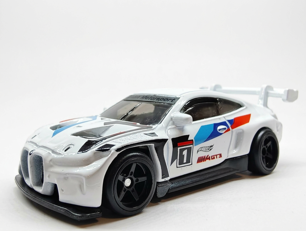 Hot Wheels BMW M4 GT3