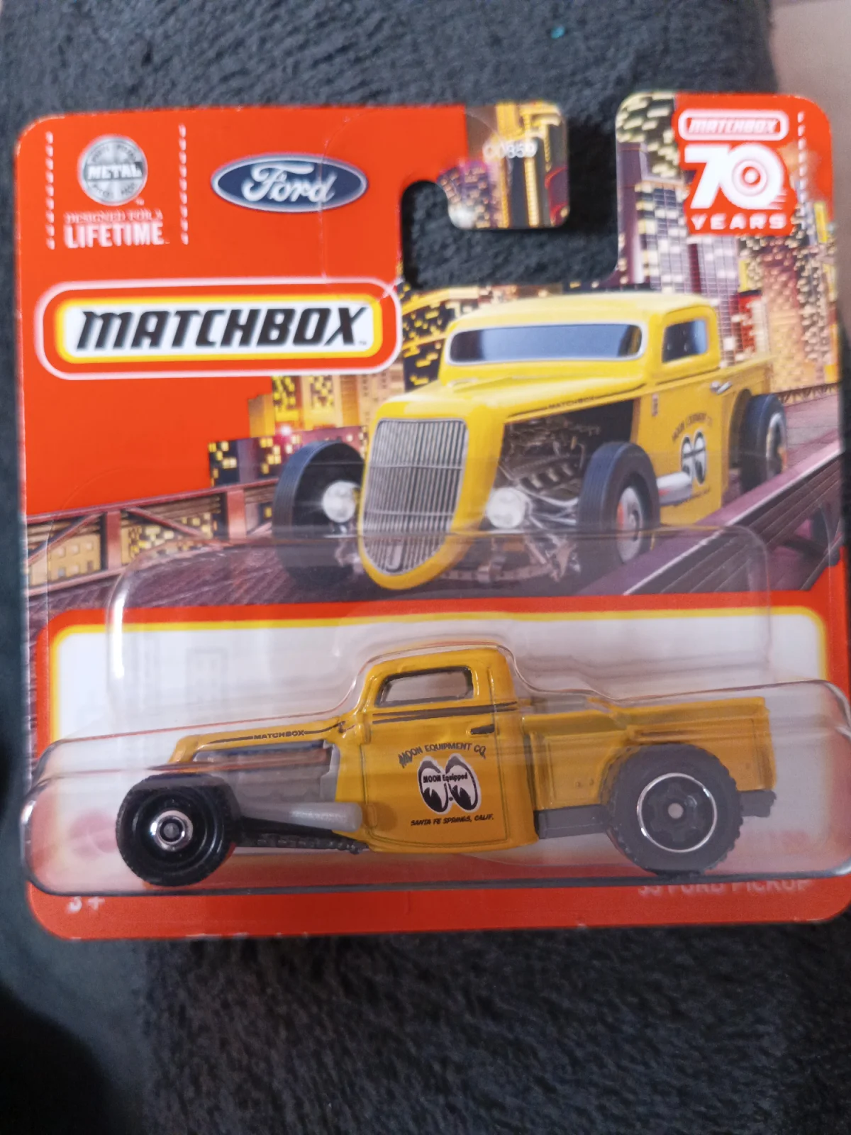 2023 1935 Ford Pickup Yellow: Short Card: Image 2