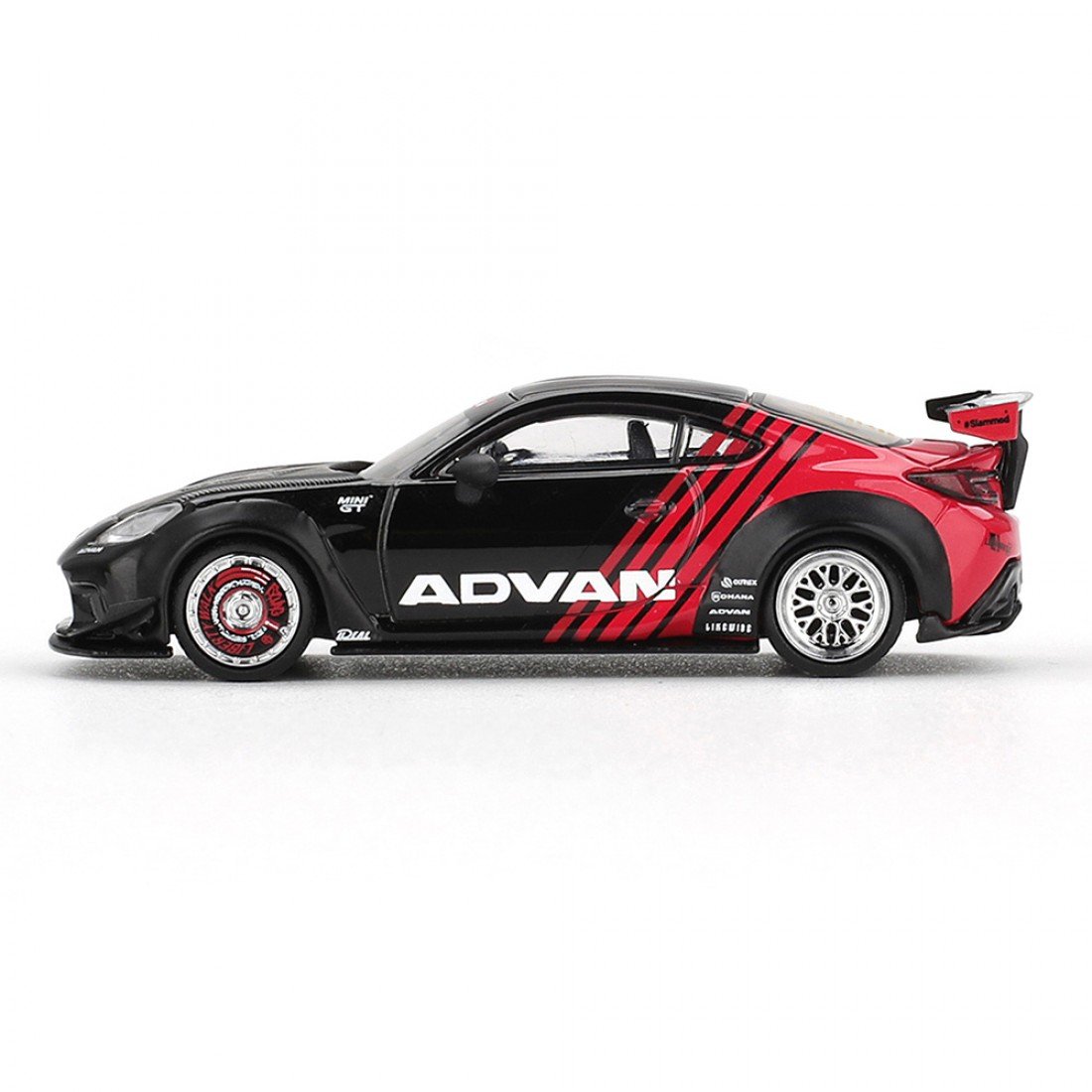 2025 Toyota GR86 LB★Nation Advan Black: Image 3