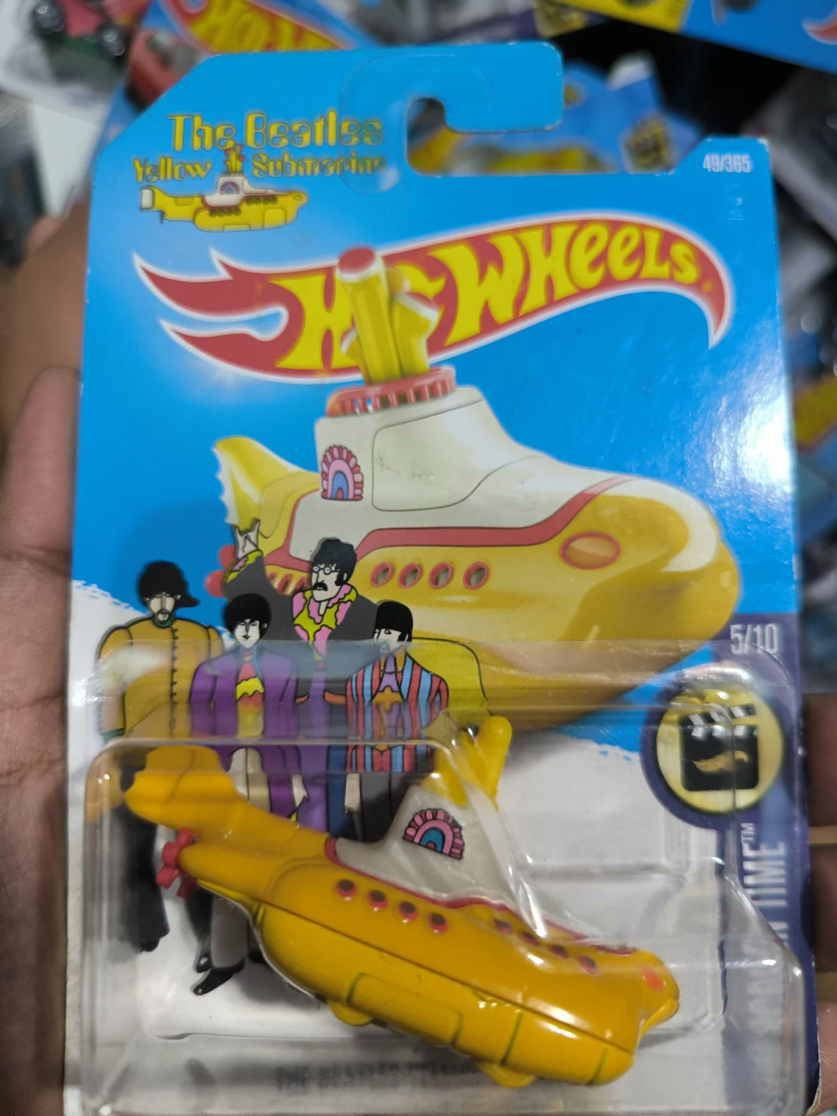 2017 The Beatles Yellow Submarine White: Long (INT): Image 2