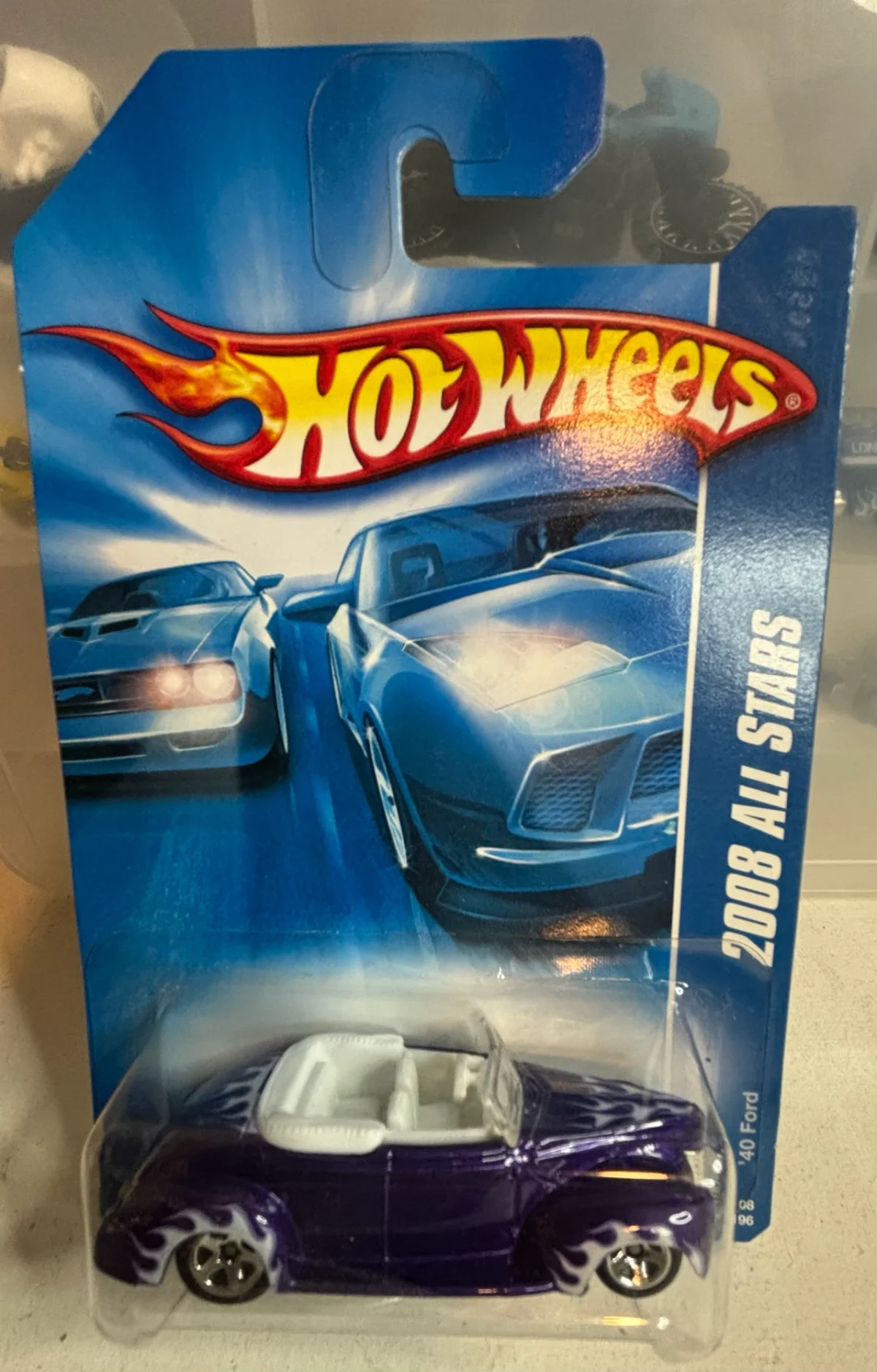 2008 40 Ford Purple: Long (INT): Image 2