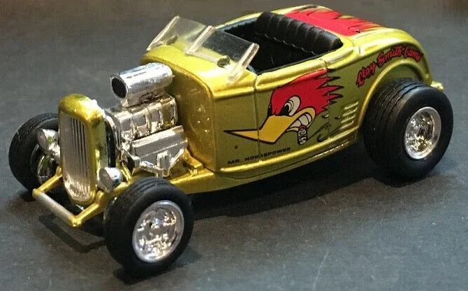 2001 59 Chevrolet El Camino and 32 Ford Roadster Gold: Image 3