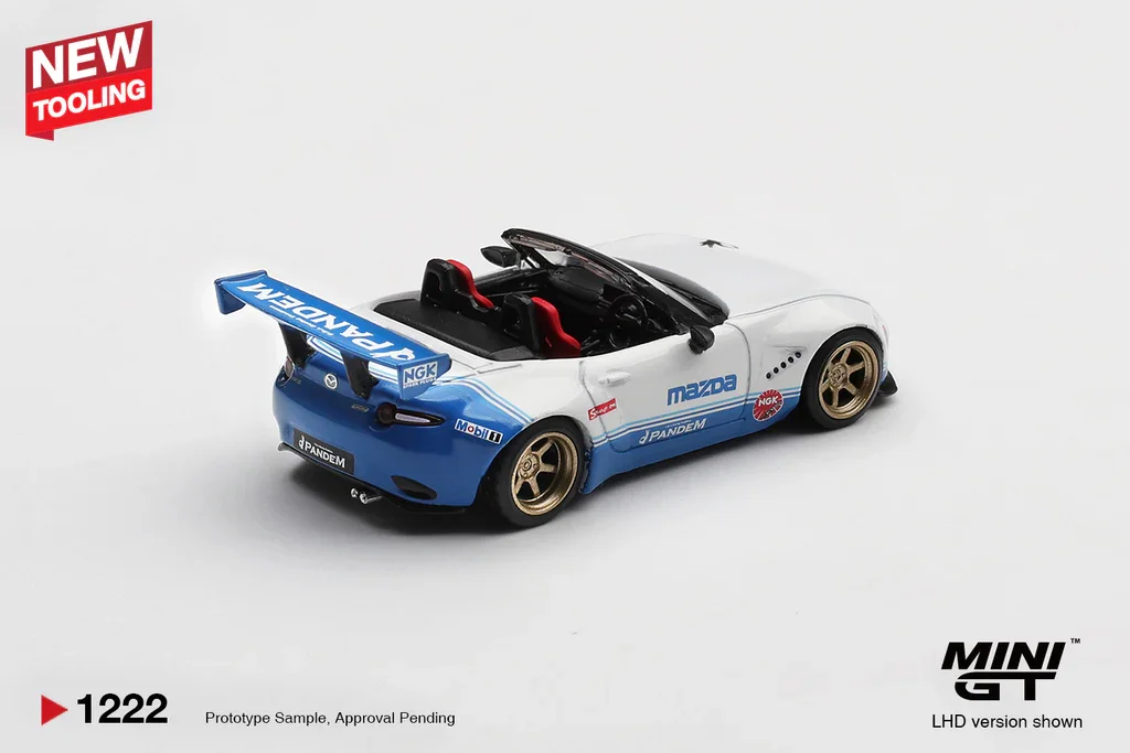 2026 Mazda Miata MX-5 (ND) Pandem White: Image 3