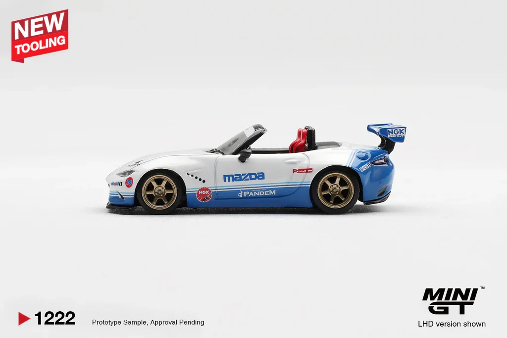 2026 Mazda Miata MX-5 (ND) Pandem White: Image 2