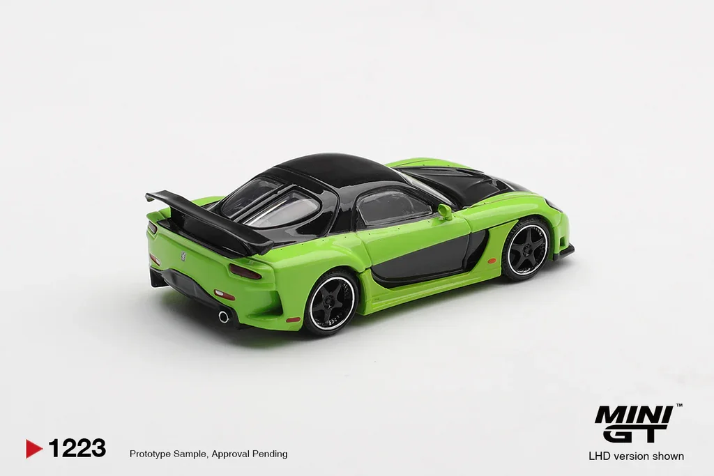 2026 Mazda RX-7 VeilSide Green: Image 3