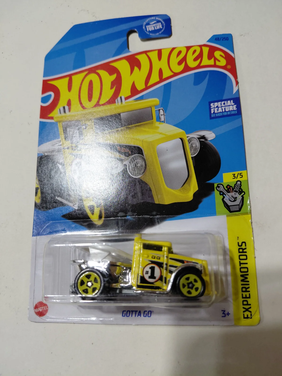 2023 Gotta Go Yellow: Long (US): Image 2