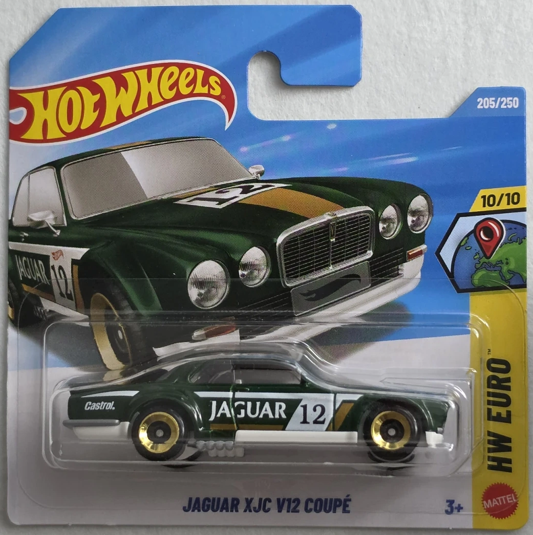 2026 Jaguar XJC V12 Coupe Green: Short: Image 2