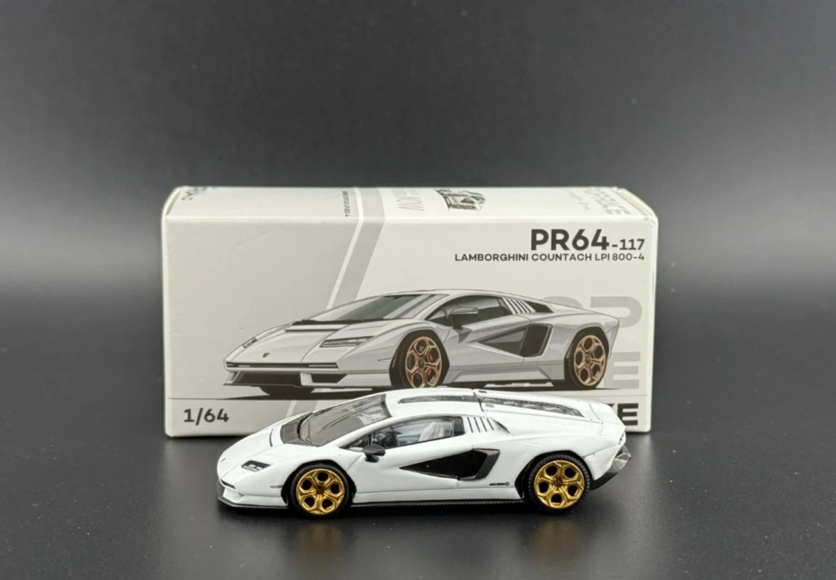 2025 Lamborghini Countach LPI 800-4 White: Box: Image 3