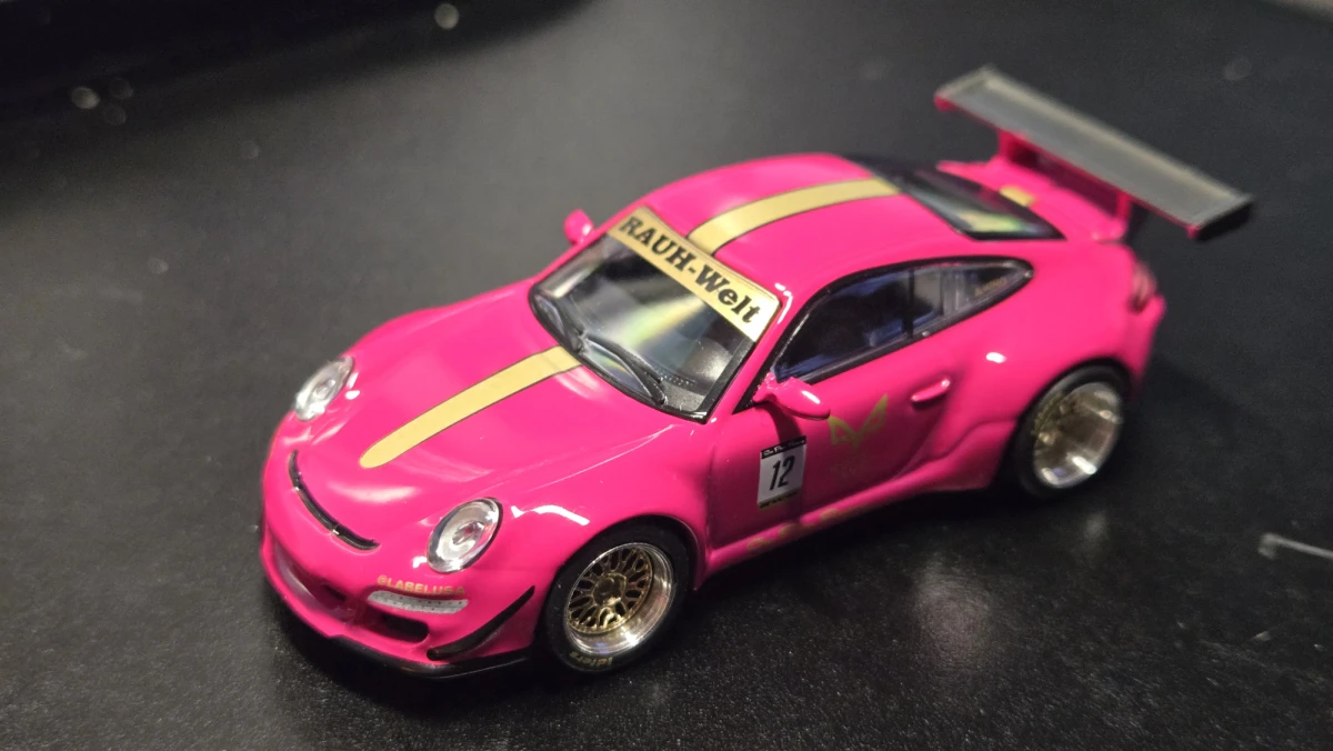 2025 RWB 997 Pink: Box: Image 3