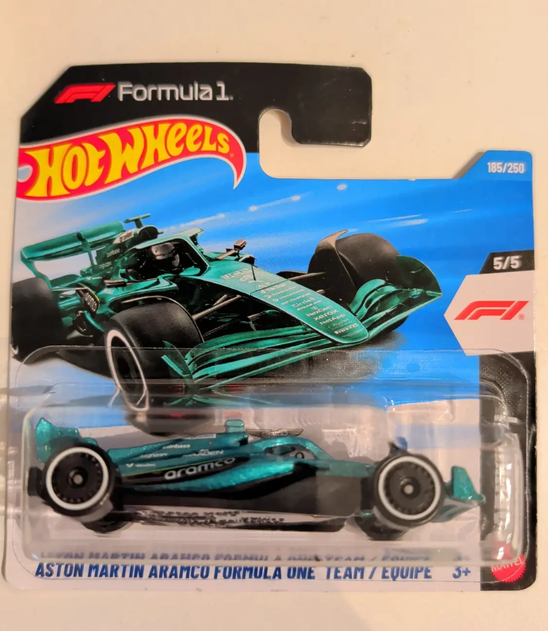 2026 Aston Martin Aramco Formula One Team Green: Short: Image 3