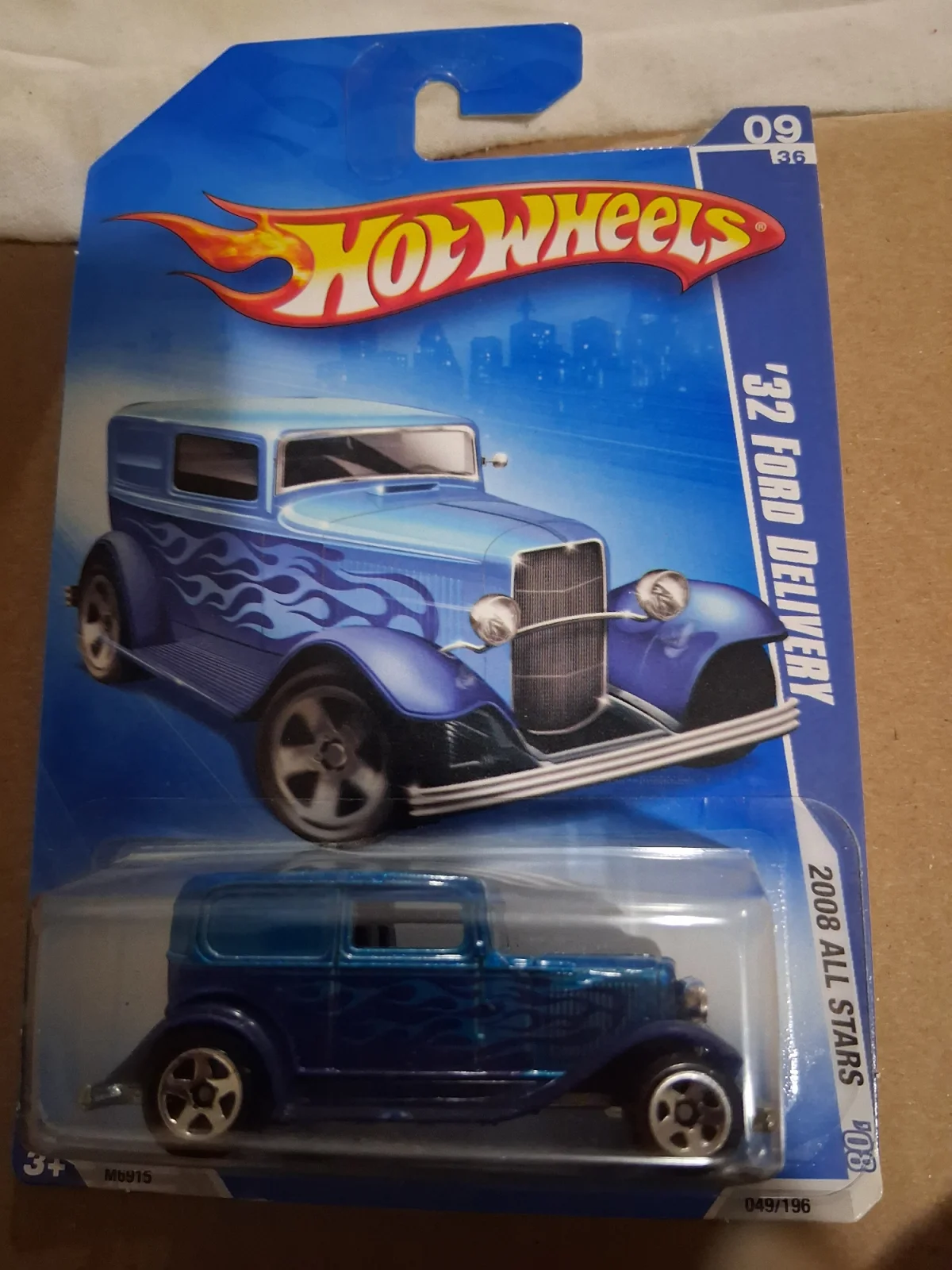 2008 32 Ford Delivery Blue: Long (INT): Image 2