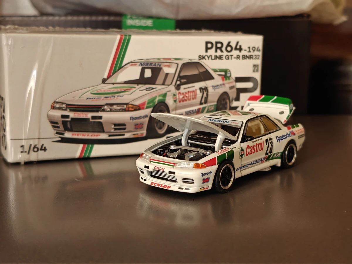 2025 Skyline GT-R (BNR32) Macau Guia Race 1990 White: Image 3