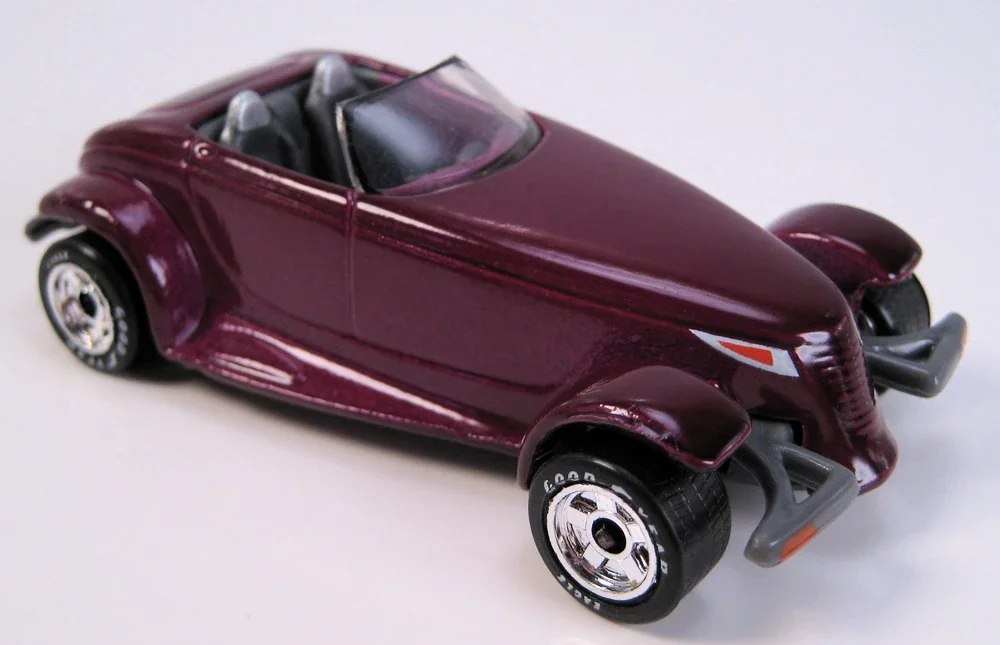 1996 Plymouth Prowler Purple: Image 2
