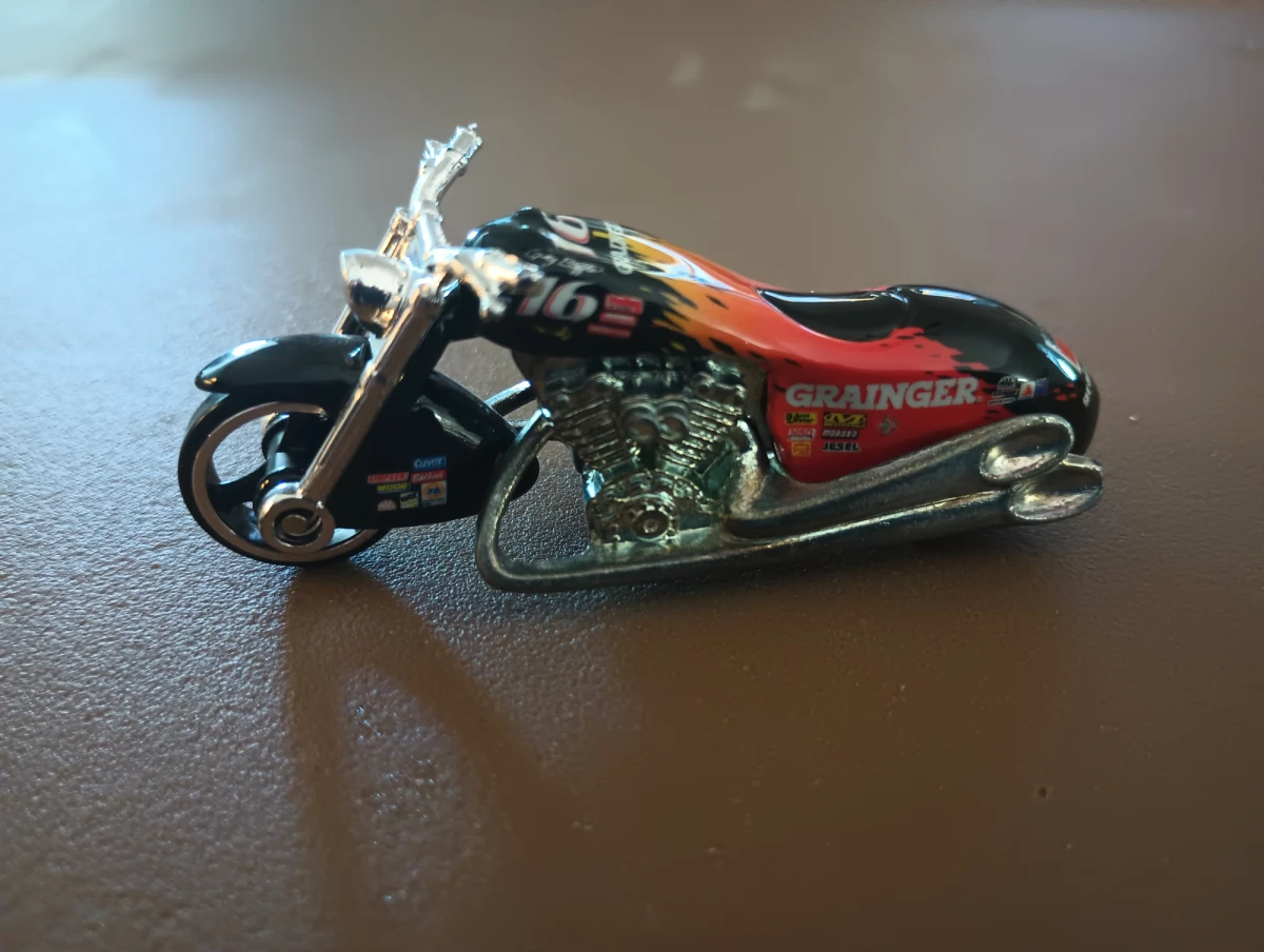 2000 Scorchin' Scooter Greg Biffle #16 Black: Image 2