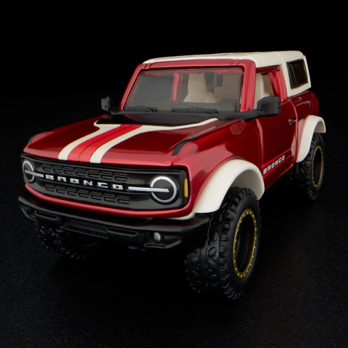 2026 21 Ford Bronco Red: Image 2