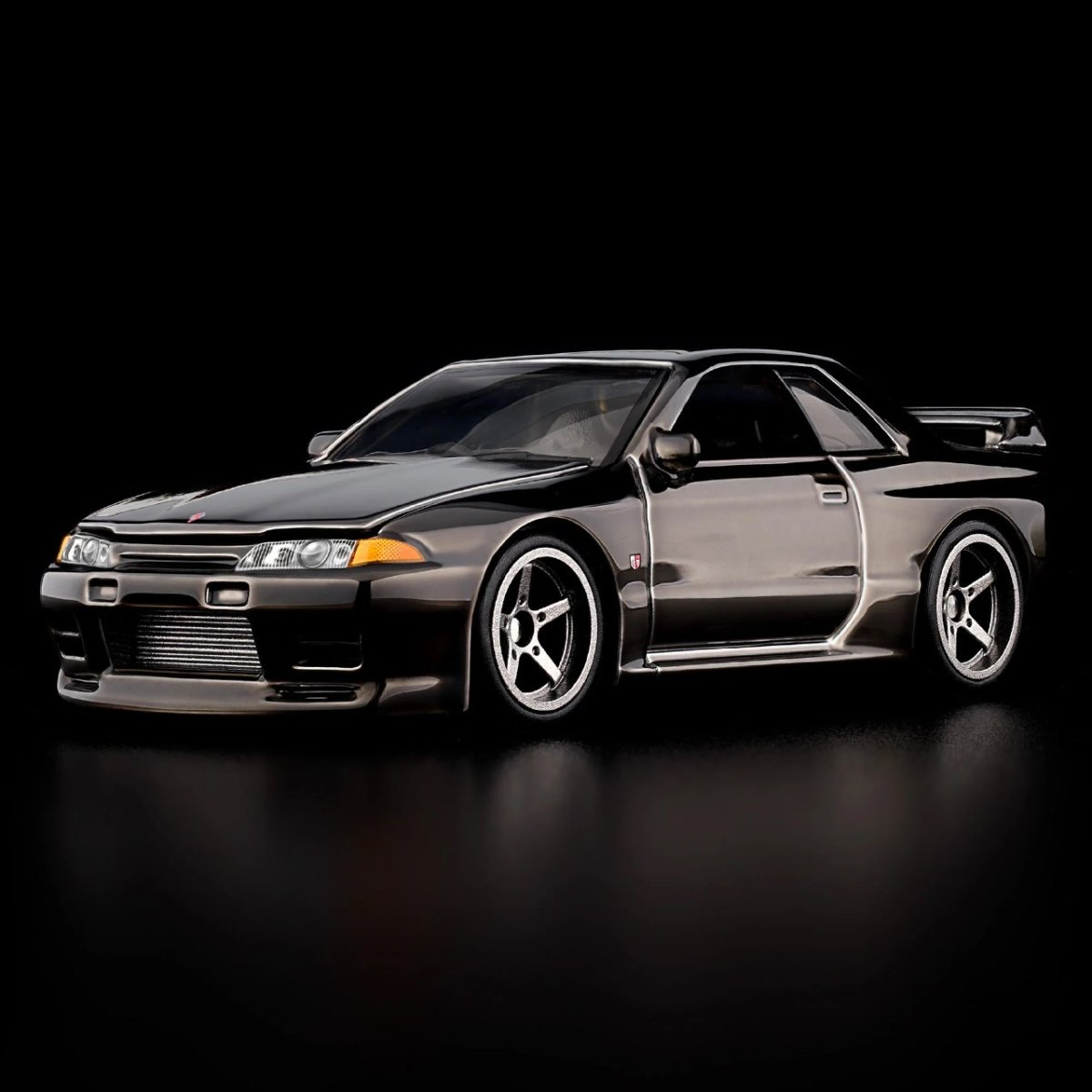2026 Nissan Skyline GT-R (BNR32) Black: Image 2