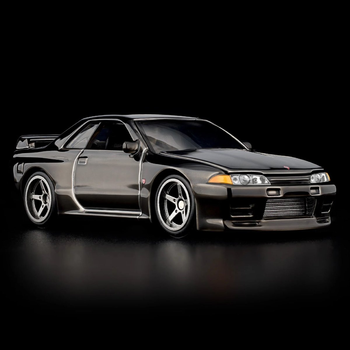 2026 Nissan Skyline GT-R (BNR32) Black: Image 4