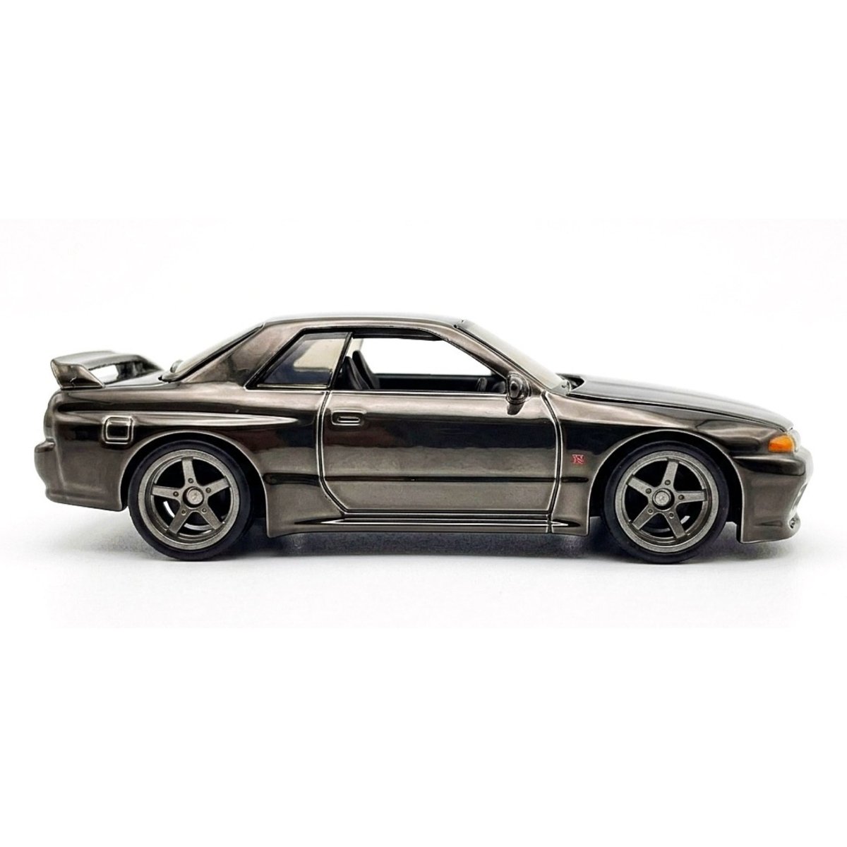 2026 Nissan Skyline GT-R (BNR32) Black: Image 3