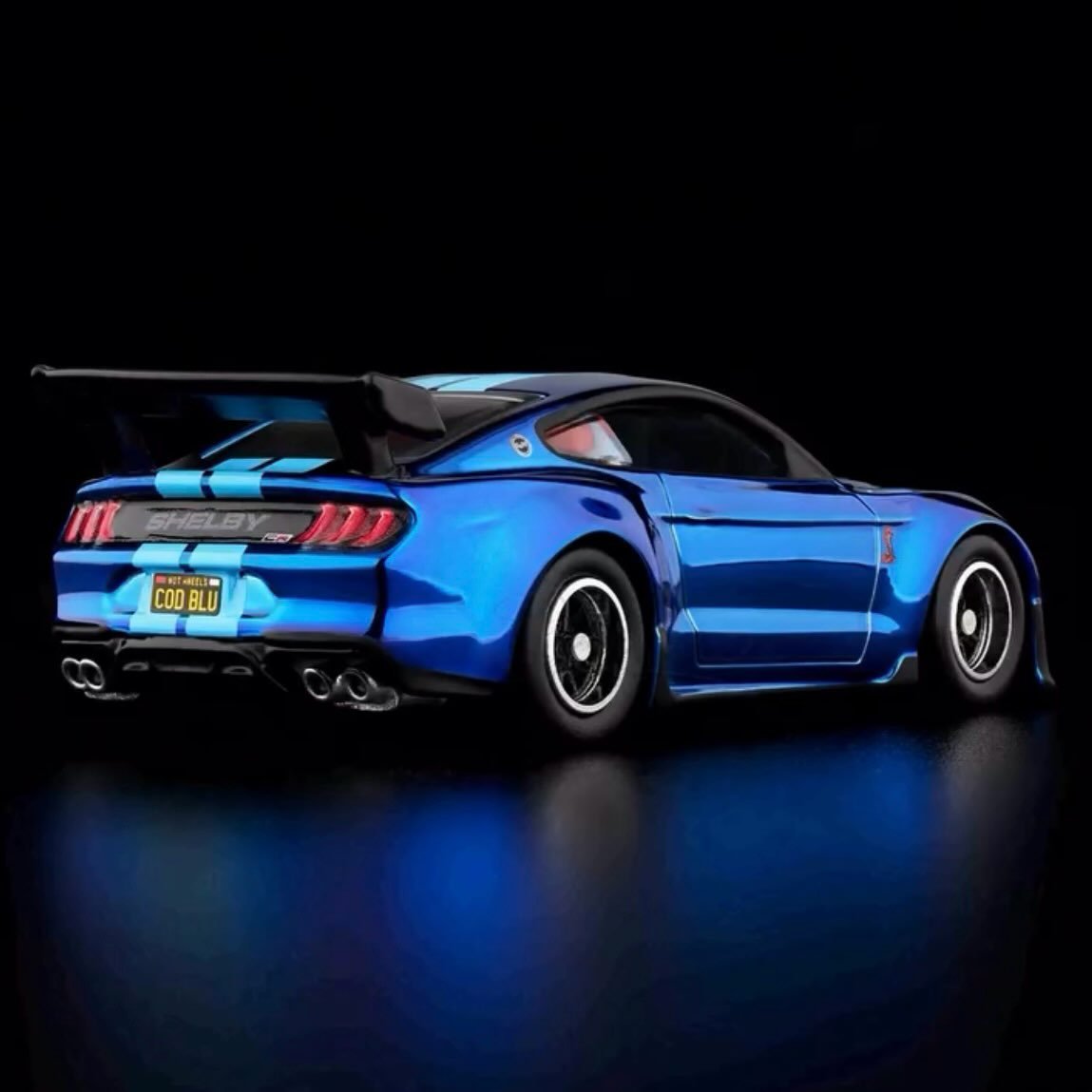 2026 2022 Ford Mustang Shelby GT500 Code Red Blue: Image 5