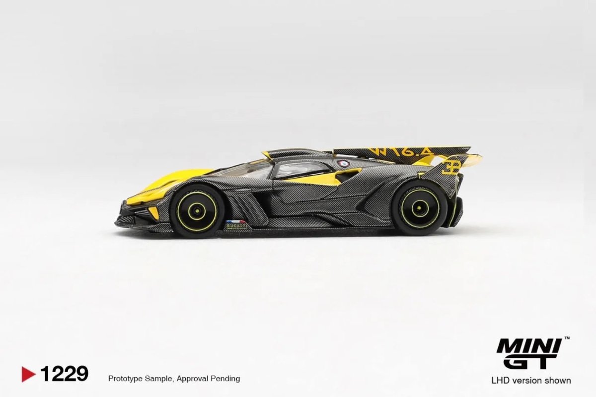 2026 Bugatti Bolide Yellow: Image 2