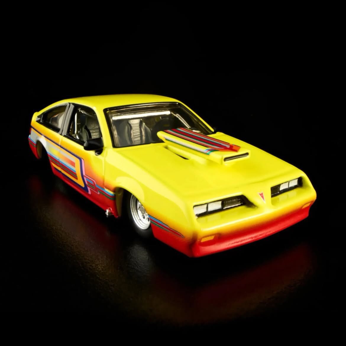 2026 1985 Pontiac J-2000 ProStreet Yellow: Image 13