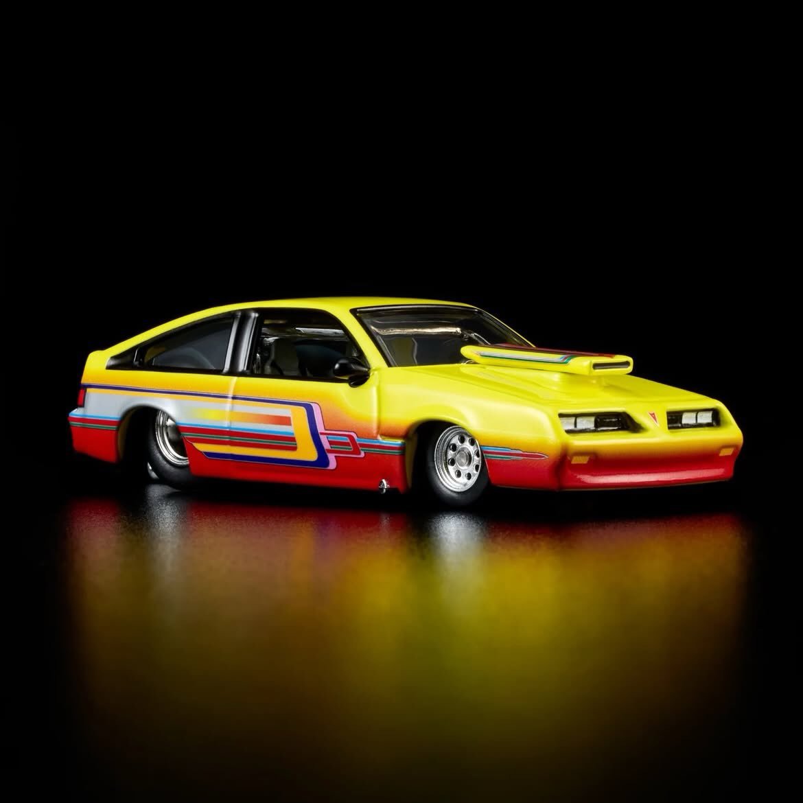 2026 1985 Pontiac J-2000 ProStreet Yellow: Image 2